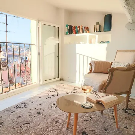 Apartment Clt - Unique Duplex & Terrace On The Provencal Market *