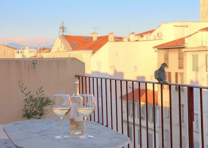 Clt - Unique Duplex & Terrace On The Provencal Market 公寓 昂蒂布