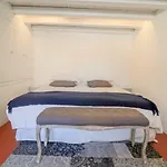 Clt - Unique Duplex & Terrace On The Provencal Market Apartmán