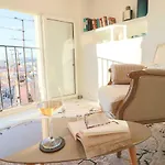 Apartmán Clt - Unique Duplex & Terrace On The Provencal Market