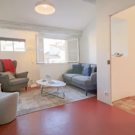 Clt - Unique Duplex & Terrace On The Provencal Market