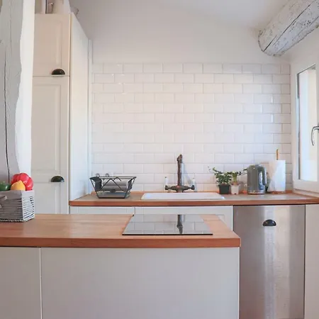 Clt - Unique Duplex & Terrace On The Provencal Market