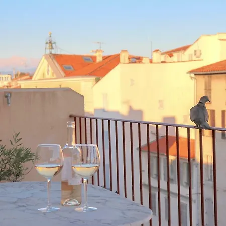 Clt - Unique Duplex & Terrace On The Provencal Market Apartmán Antibes