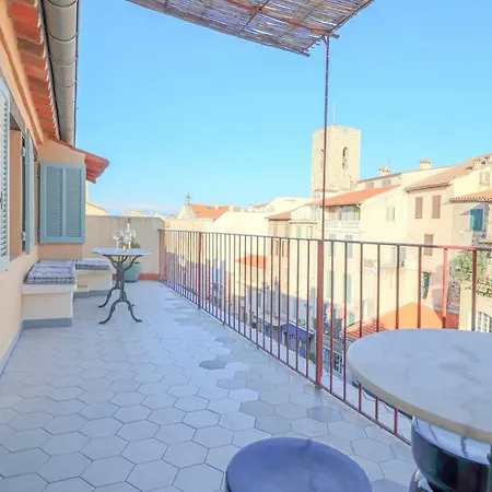 Clt - Unique Duplex & Terrace On The Provencal Market Apartment *