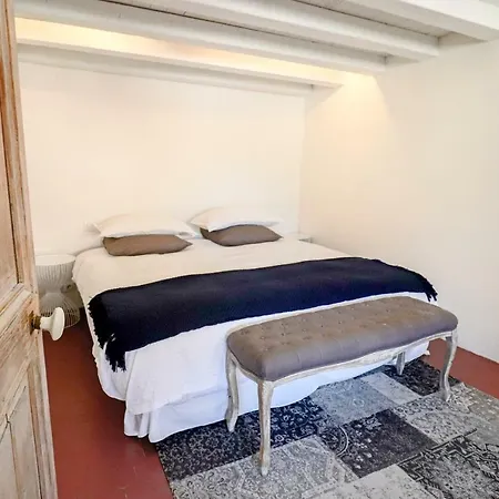 Clt - Unique Duplex & Terrace On The Provencal Market *