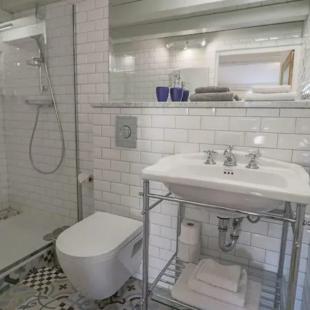 Clt - Unique Duplex & Terrace On The Provencal Market Apartment