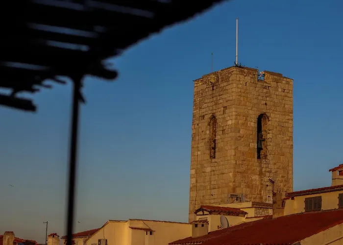 Clt - Unique Duplex & Terrace On The Provencal Market *